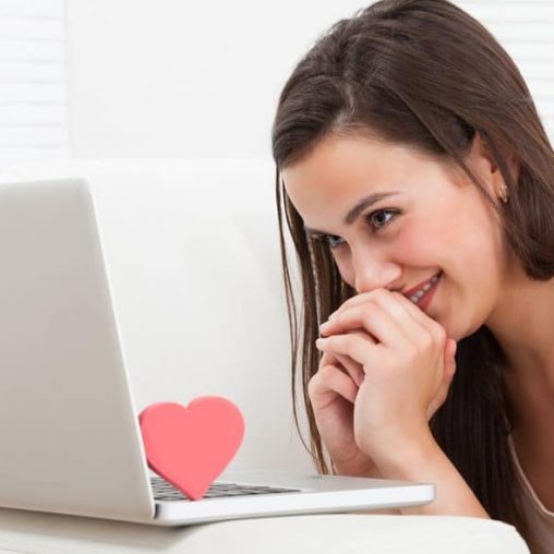 12 Online Dating Mistakes You Have to Stop